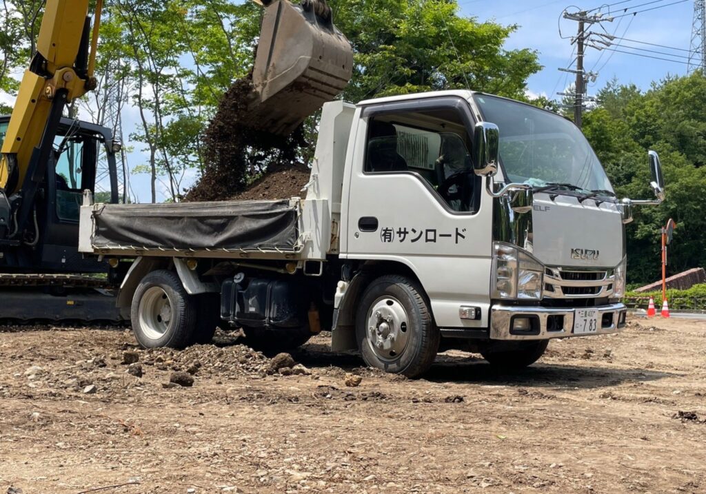 三重県 四日市市 舗装工事 道路工事 土木工事 外構工事 駐車場工事 アスファルト舗装 コンクリート舗装 ブロック舗装 路盤築造工事 水道設備 石工