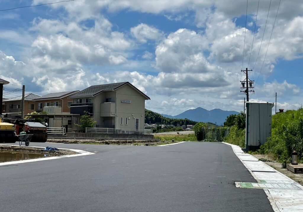 三重県 四日市市 舗装工事 道路工事 土木工事 外構工事 駐車場工事 アスファルト舗装 コンクリート舗装 ブロック舗装 路盤築造工事 水道設備 石工